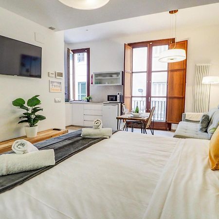The Green Oasis By Hello Homes Sitges Eksteriør billede