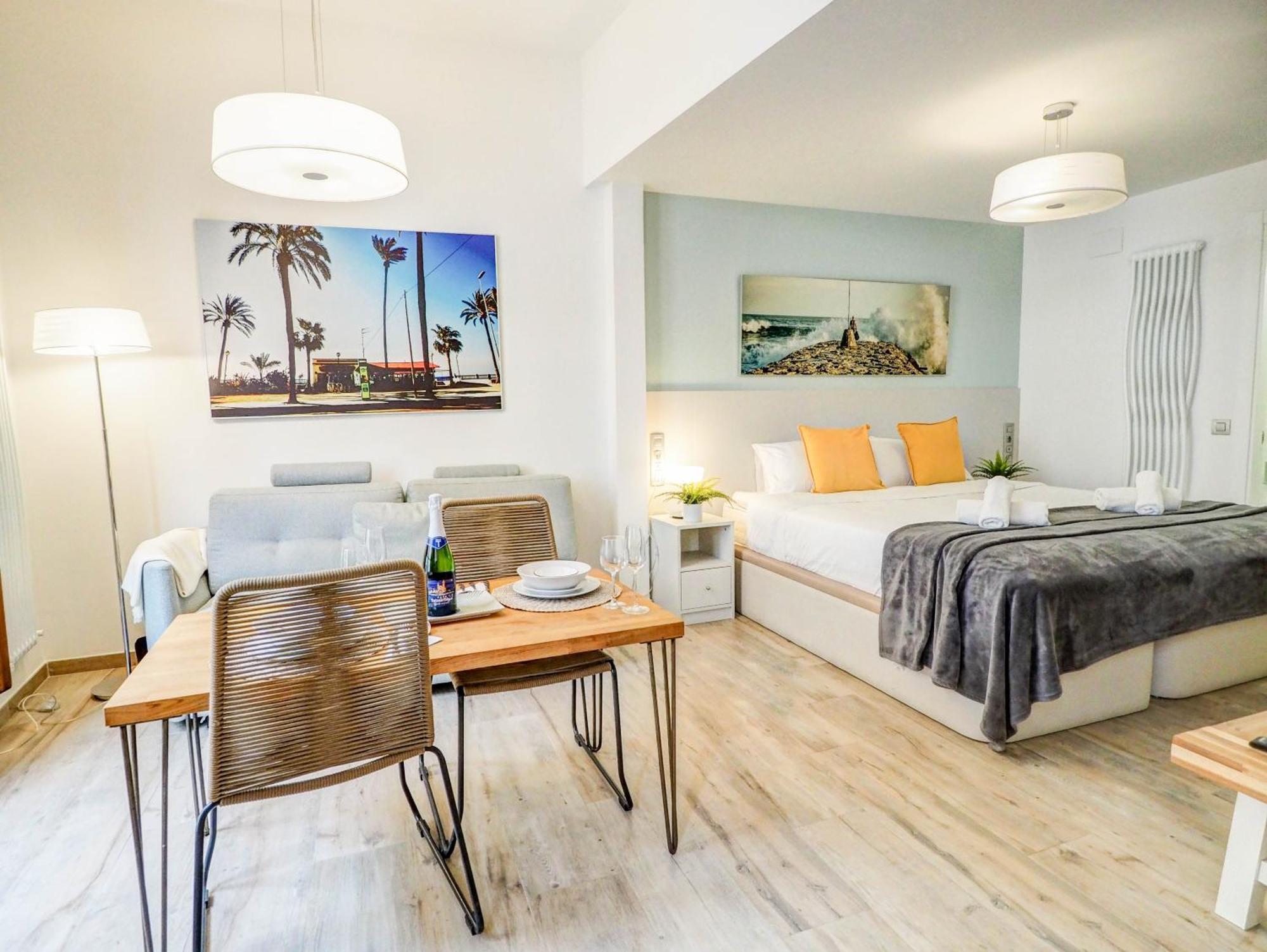 The Green Oasis By Hello Homes Sitges Eksteriør billede
