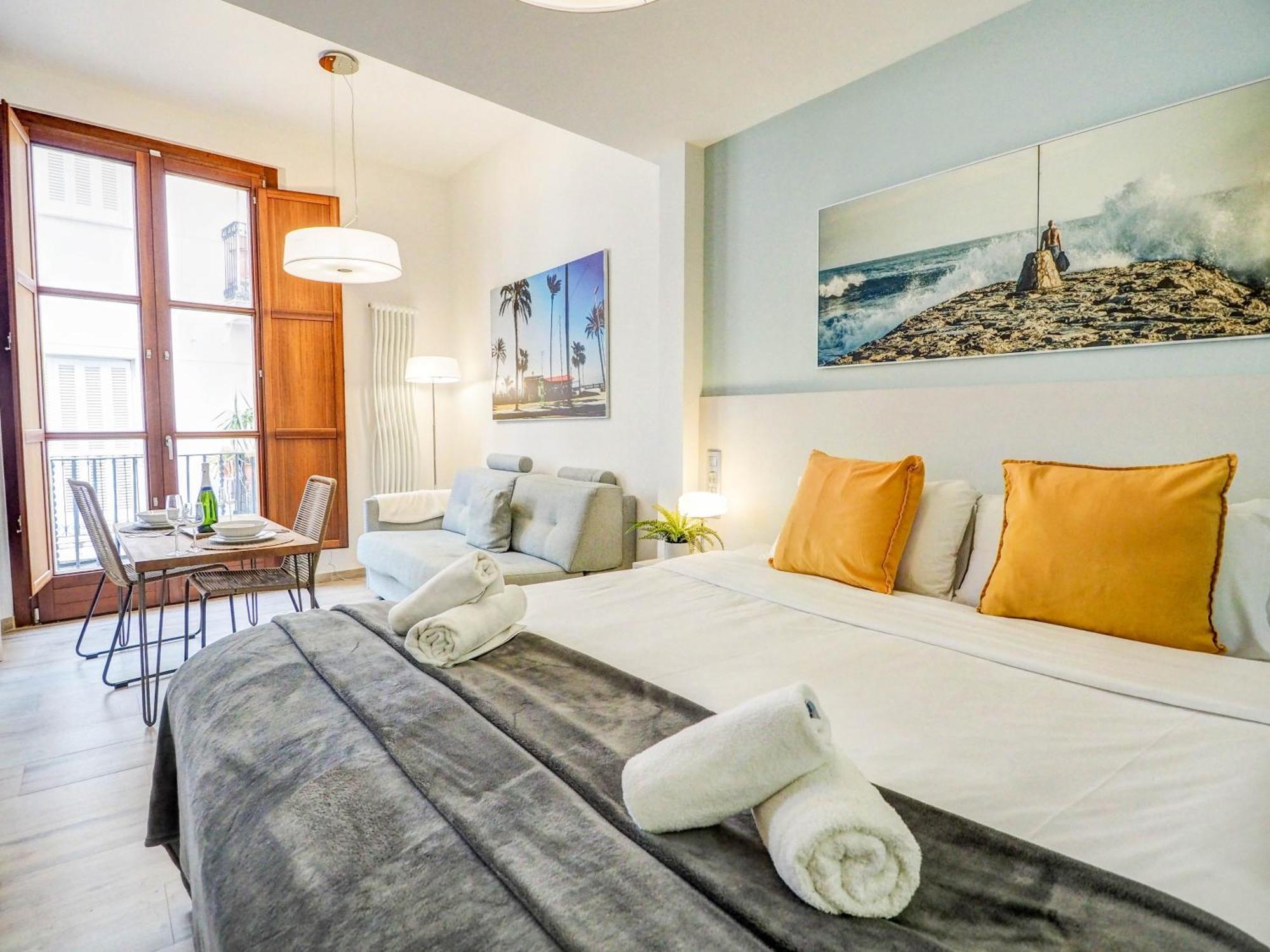 The Green Oasis By Hello Homes Sitges Eksteriør billede