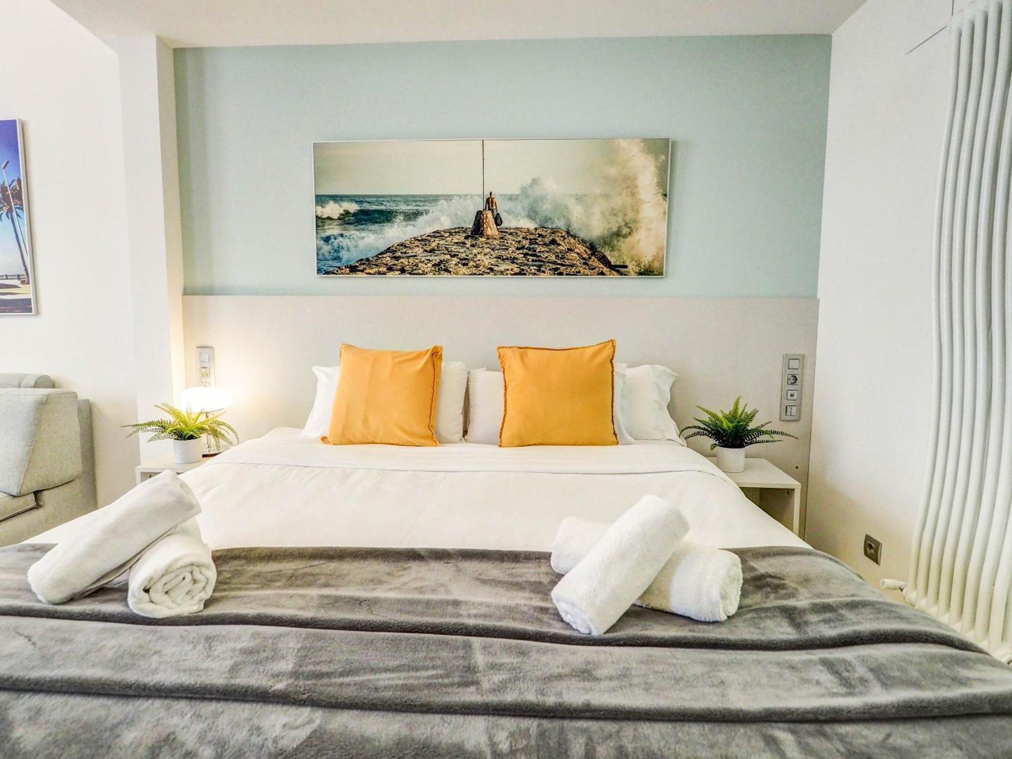The Green Oasis By Hello Homes Sitges Eksteriør billede